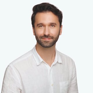 Walter headshot 2